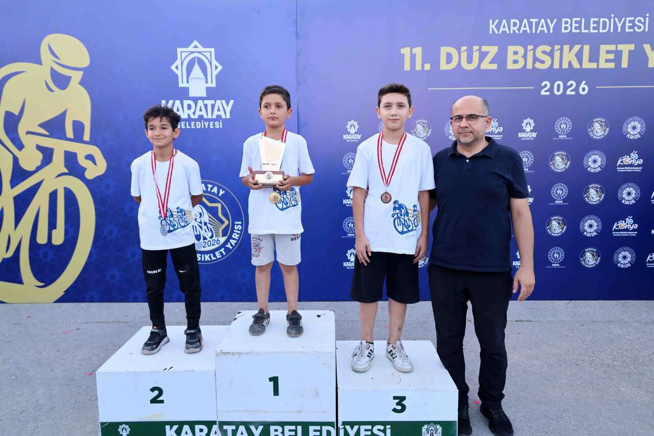 Konya’da 500’e yakın çocuk şampiyonluk için pedal çevirdi 12
